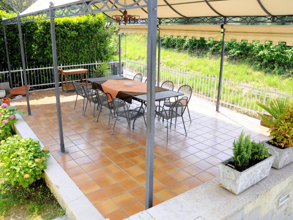 Belvilla By Oyo Porto Quarantaquattro Lazise Bagian luar foto
